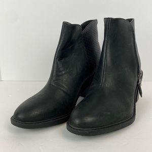 New Clarks Women's Scene Zip Black Combi Leather Ankle Boots